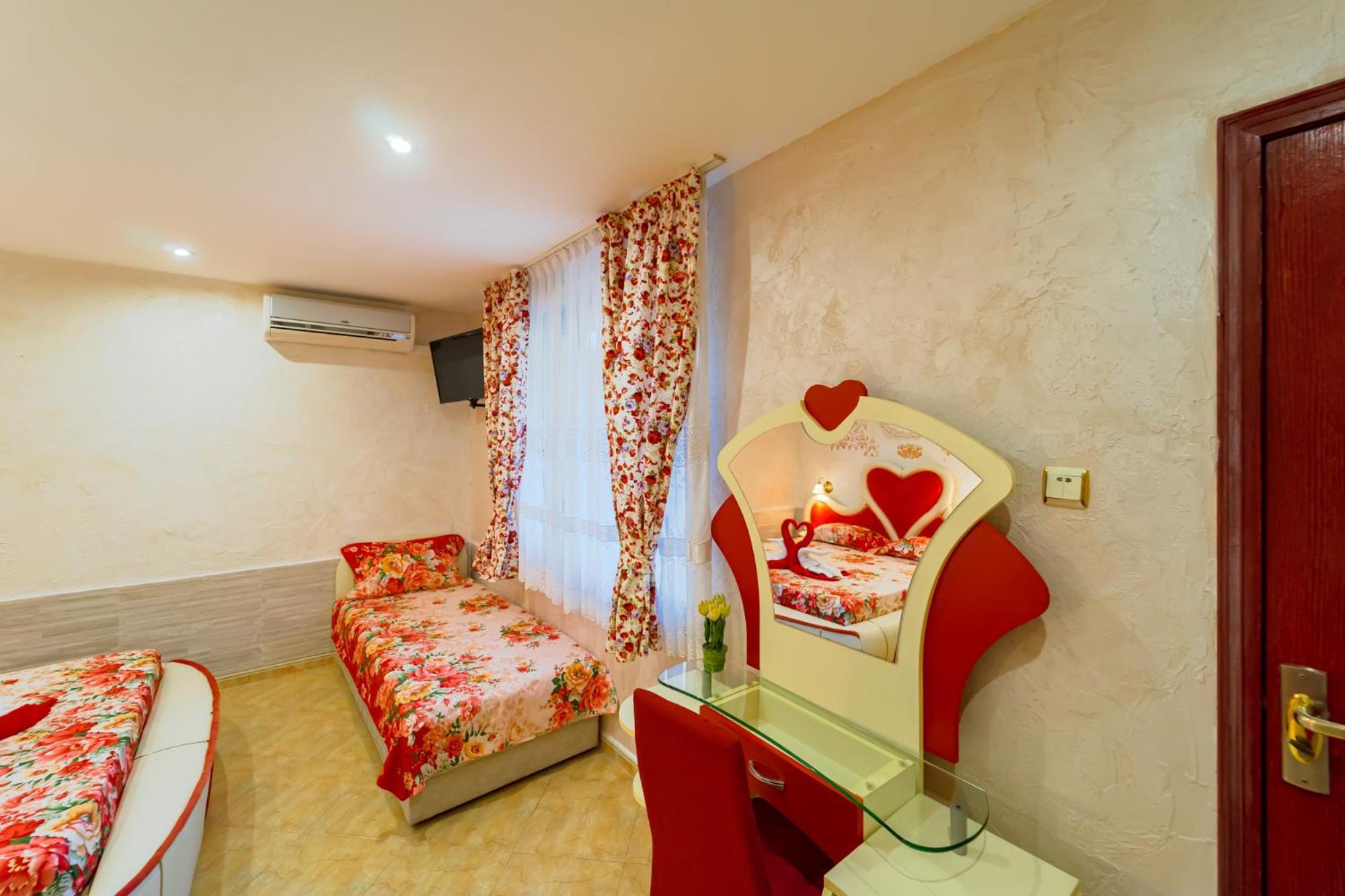 Boutique Guest House 'Sofia' Несебр Экстерьер фото